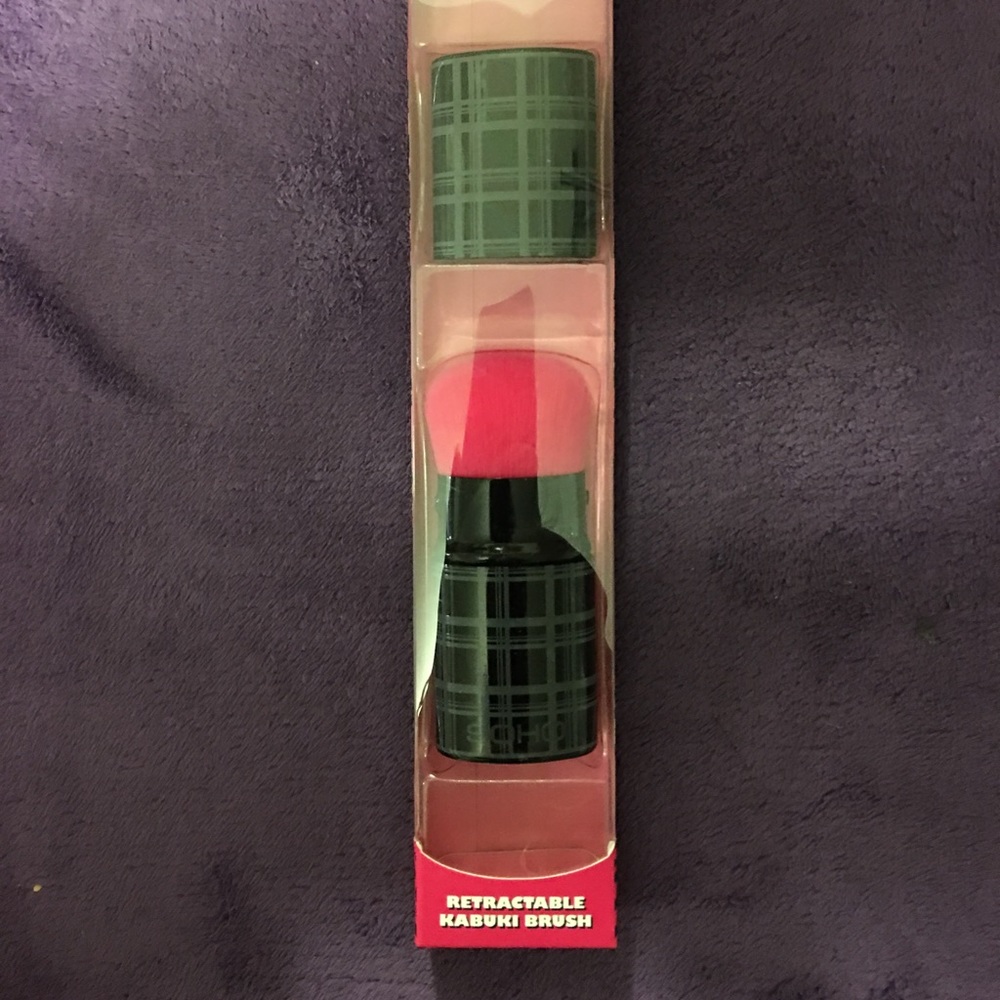 RETRACTABLE MAKEUP BRUSHES